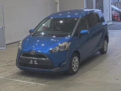 Toyota SIENTA  с аукциона в Японии
