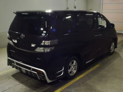 Toyota VELLFIRE  с аукциона в Японии