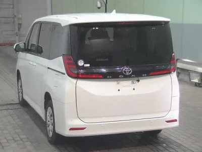 Toyota NOAH  с аукциона в Японии