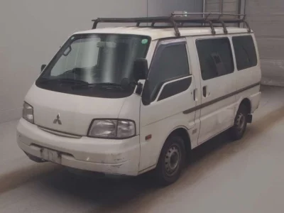 Mitsubishi DELICA  с аукциона в Японии