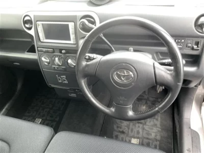 Toyota BB  с аукциона в Японии