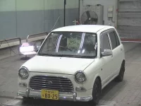 Daihatsu MIRA лот № 2049 оценка 3.5  с аукциона в Японии 2