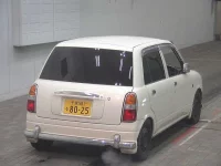Daihatsu MIRA лот № 2049 оценка 3.5  с аукциона в Японии 3