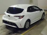 Toyota COROLLA SPORT лот № 6107 оценка 4  с аукциона в Японии 1