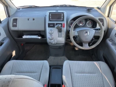 Honda MOBILIO  с аукциона в Японии