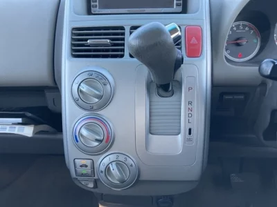 Honda MOBILIO  с аукциона в Японии