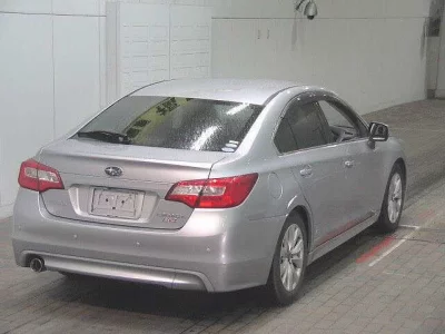 Subaru LEGACY B4  с аукциона в Японии