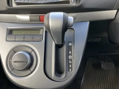 Daihatsu MOVE  с аукциона в Японии