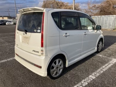 Daihatsu MOVE  с аукциона в Японии