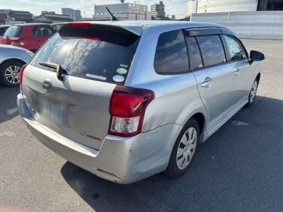 Toyota COROLLA FIELDER  с аукциона в Японии