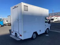 Mazda BONGO лот № 62045 оценка 4  с аукциона в Японии 1