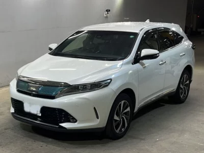 Toyota HARRIER  с аукциона в Японии