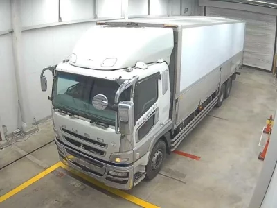 Mitsubishi FUSO TRUCK  с аукциона в Японии