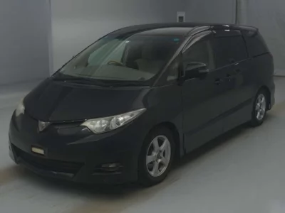 Toyota ESTIMA  с аукциона в Японии