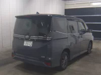 Toyota VOXY лот № 7096 оценка 3.5  с аукциона в Японии 4