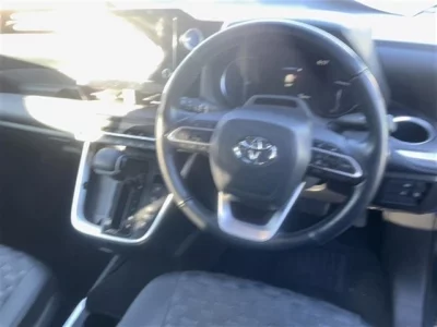 Toyota VOXY  с аукциона в Японии