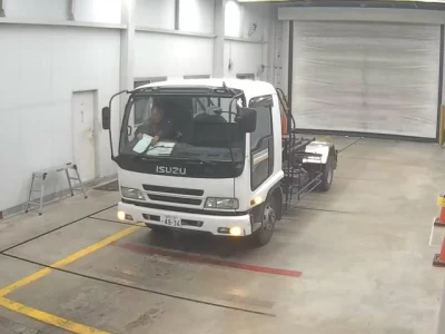 Isuzu FORWARD  с аукциона в Японии