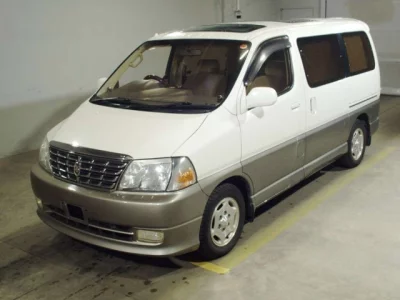 Toyota HIACE  с аукциона в Японии