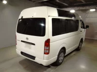 Toyota REGIUS ACE VAN лот № 62032 оценка RA  с аукциона в Японии 1
