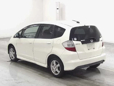 Honda FIT  с аукциона в Японии