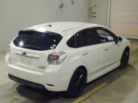 Subaru IMPREZA лот № 2 оценка R  с аукциона в Японии 1