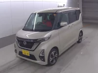 Nissan ROOX лот № 3031 оценка 4.5  с аукциона в Японии 2