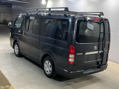 Toyota HIACE VAN  с аукциона в Японии