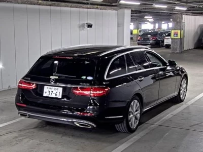 Mercedes-Benz E CLASS WAGON  с аукциона в Японии
