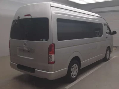 Toyota HIACE VAN  с аукциона в Японии