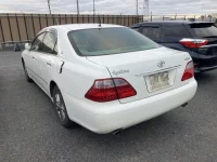 Toyota CROWN лот № 2208 оценка 0  с аукциона в Японии 1