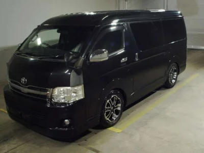 Toyota HIACE  с аукциона в Японии