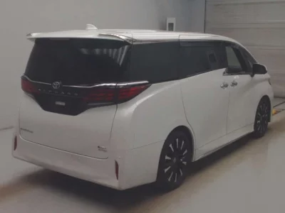 Toyota ALPHARD  с аукциона в Японии