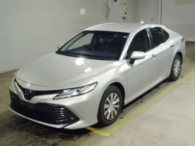 Toyota CAMRY  с аукциона в Японии