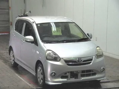 Toyota PIXIS EPOCH  с аукциона в Японии