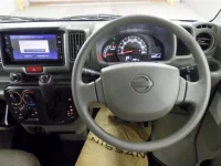 Nissan CLIPPER VAN лот № 3046 оценка 4  с аукциона в Японии 4