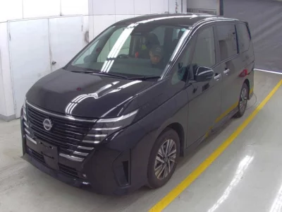 Nissan SERENA  с аукциона в Японии