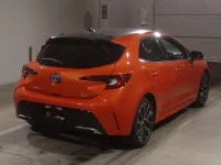 Toyota COROLLA SPORT лот № 2071 оценка 4  с аукциона в Японии 1