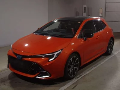 Toyota COROLLA SPORT  с аукциона в Японии