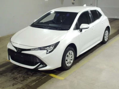 Toyota COROLLA SPORT  с аукциона в Японии