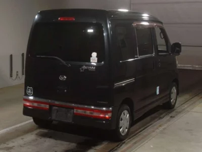 Daihatsu Atrai Wagon  с аукциона в Японии