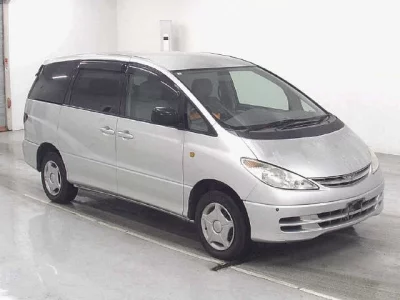 Toyota ESTIMA  с аукциона в Японии