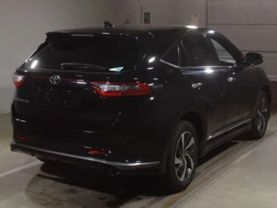 Toyota HARRIER  с аукциона в Японии