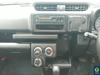 Toyota SUCCEED лот № 107 оценка 4  с аукциона в Японии 5