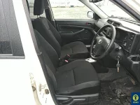 Toyota SUCCEED лот № 107 оценка 4  с аукциона в Японии 6