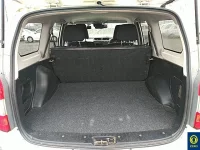 Toyota SUCCEED лот № 107 оценка 4  с аукциона в Японии 8