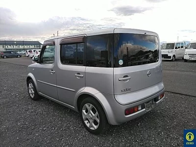 Nissan CUBE  с аукциона в Японии