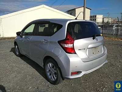 Nissan NOTE  с аукциона в Японии