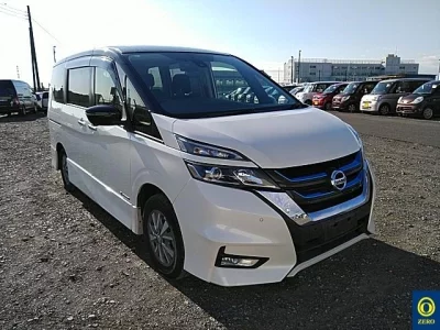 Nissan SERENA  с аукциона в Японии
