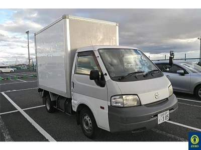 Mazda BONGO  с аукциона в Японии