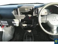 Mitsubishi MINICAB VAN лот № 9 оценка 3.5  с аукциона в Японии 5